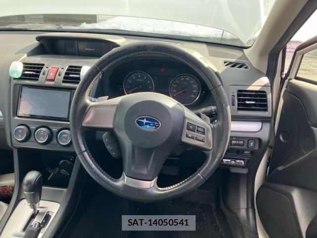 Subaru IMPREZA G4 2014-02 4392734-16