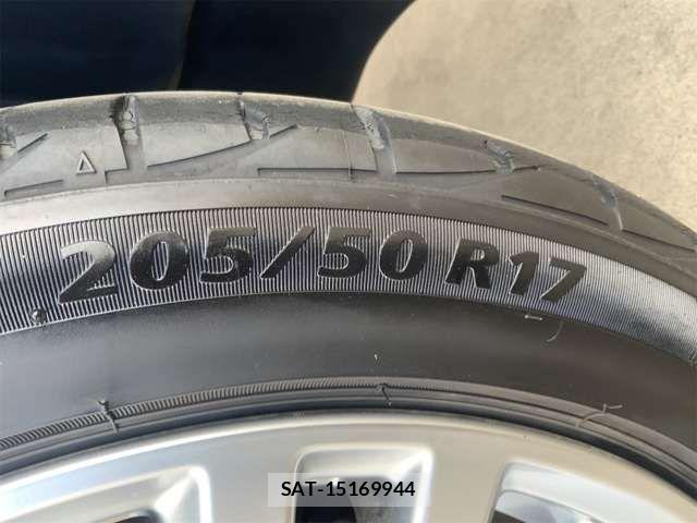 Subaru IMPREZA G4 2015-02 7219859-11