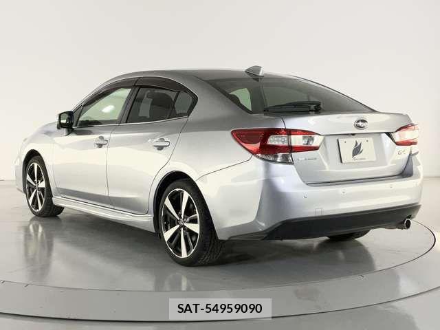 Subaru IMPREZA G4 2018-02 7562256-3