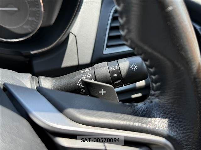 Subaru IMPREZA G4 2017-03 8130614-25