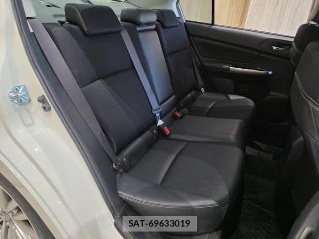 Subaru IMPREZA G4 2015-12 8207951-9