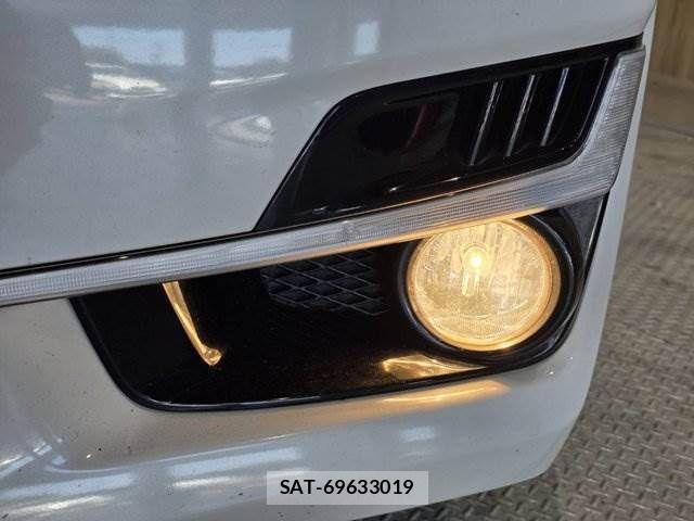 Subaru IMPREZA G4 2015-12 8207951-13