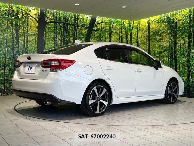 Subaru IMPREZA G4 2017-02 8207947-16
