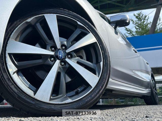 Subaru IMPREZA G4 2018-10 8562195-12