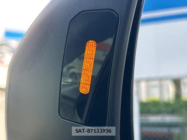 Subaru IMPREZA G4 2018-10 8562195-2
