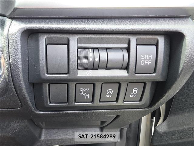 Subaru IMPREZA G4 2017-03 8780616-13