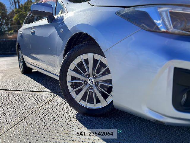 Subaru IMPREZA 2017-07 2009878-26