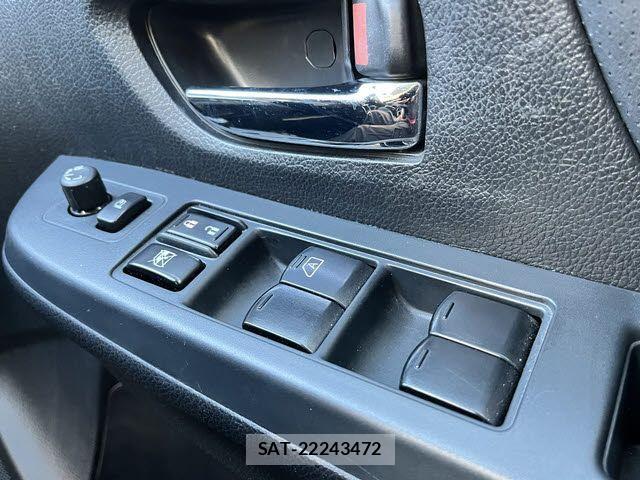 Subaru IMPREZA 2013-08 3375787-17