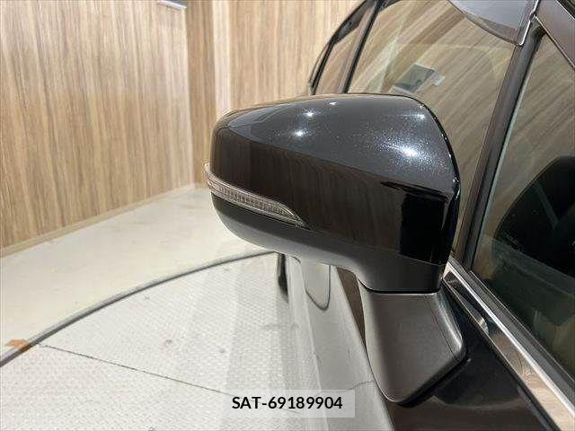 Subaru IMPREZA 2019-11 5869643-27