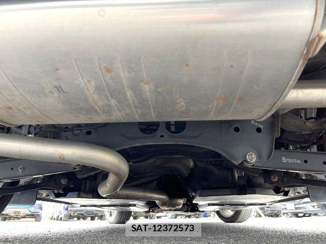 Subaru IMPREZA 2017-03 5869631-18