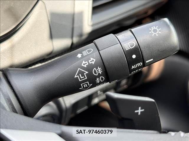 Subaru IMPREZA 2018-06 6498542-26