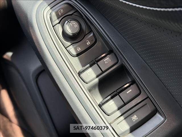 Subaru IMPREZA 2018-06 6498542-28
