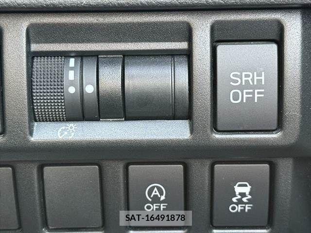 Subaru IMPREZA 2018-01 6676381-28