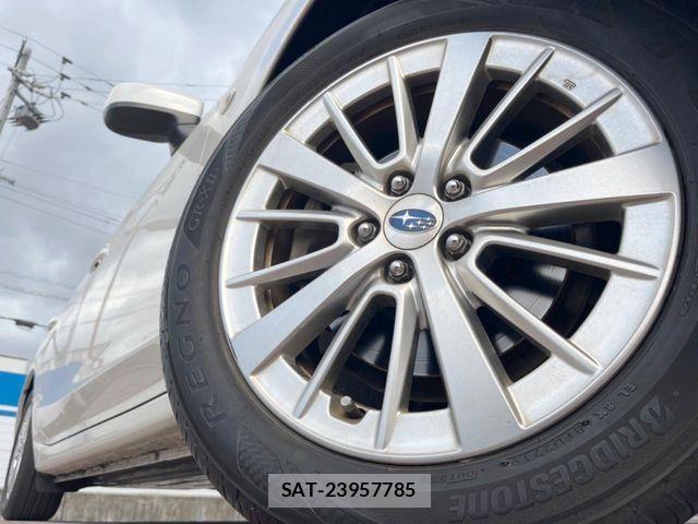 Subaru IMPREZA 2017-01 6815356-12