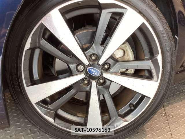 Subaru IMPREZA 2018-02 6906643-11