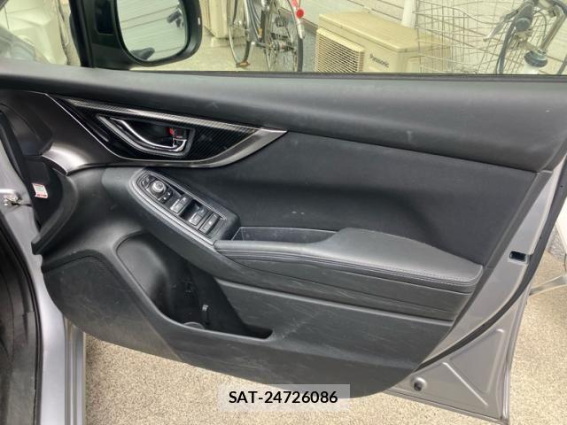 Subaru IMPREZA 2018-11 6906650-12