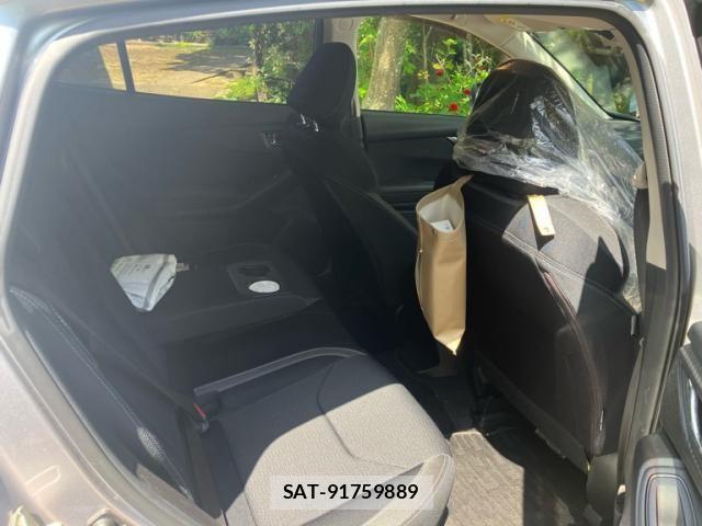 Subaru IMPREZA 2017-01 6994322-16