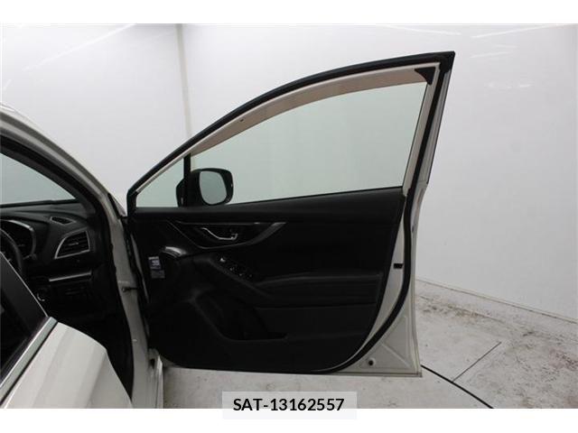 Subaru IMPREZA 2018-03 6994321-28