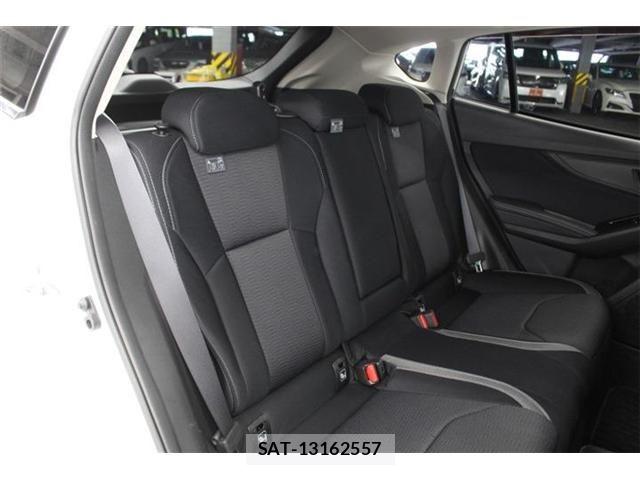 Subaru IMPREZA 2018-03 6994321-29