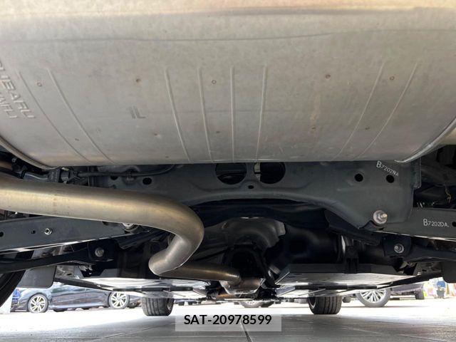Subaru IMPREZA 2017-02 7219869-18