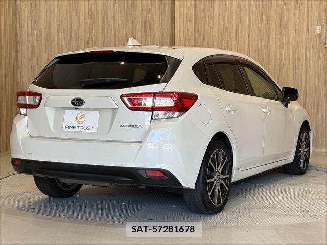 Subaru IMPREZA 2017-01 7219866-18