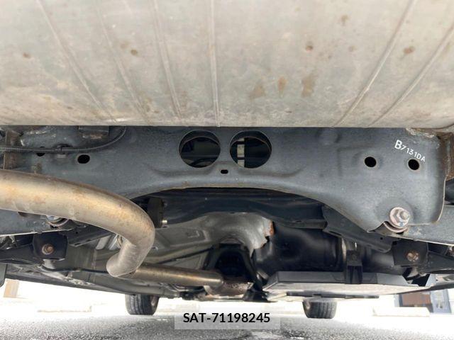 Subaru IMPREZA 2017-03 7392436-18