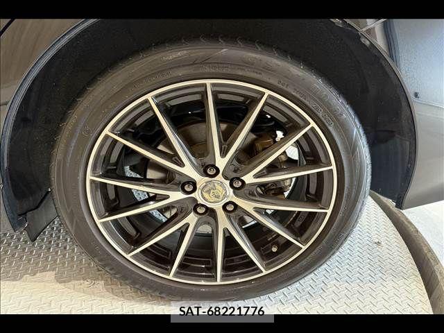 Subaru IMPREZA 2018-04 7454939-28