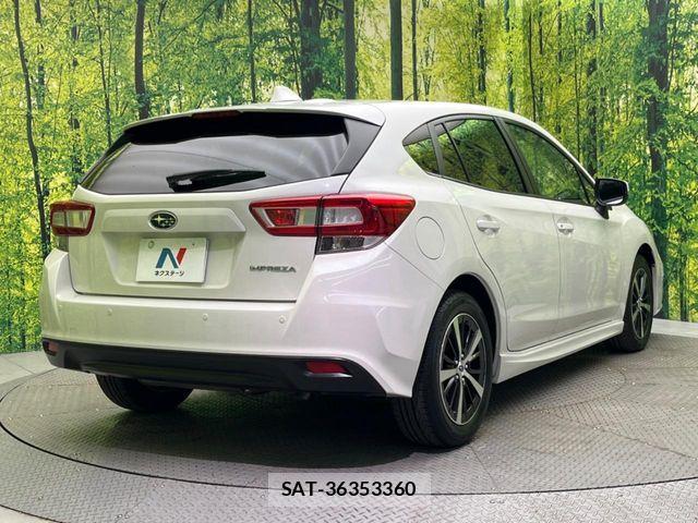 Subaru IMPREZA 2019-10 7562257-16