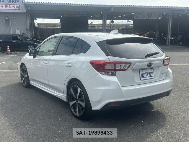 Subaru IMPREZA 2019-05 7617169-18