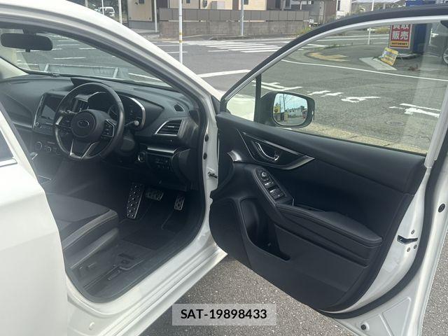 Subaru IMPREZA 2019-05 7617169-27
