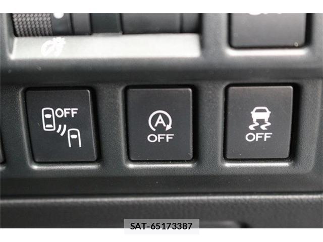 Subaru IMPREZA 2021-04 7617165-6