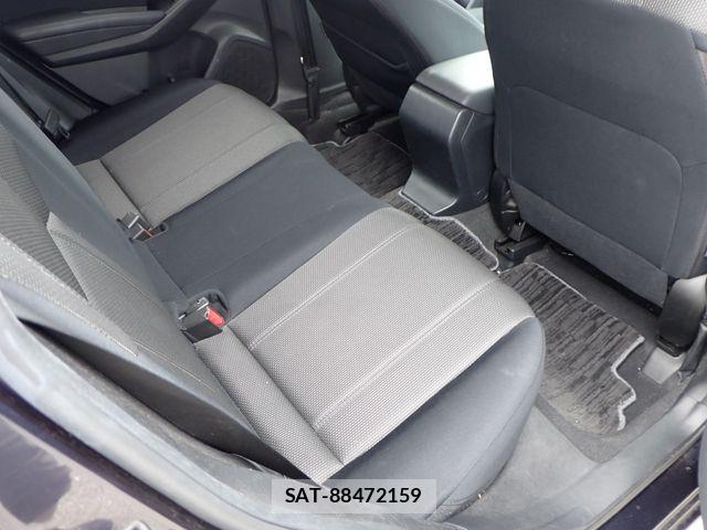 Subaru IMPREZA 2018-03 7962103-22