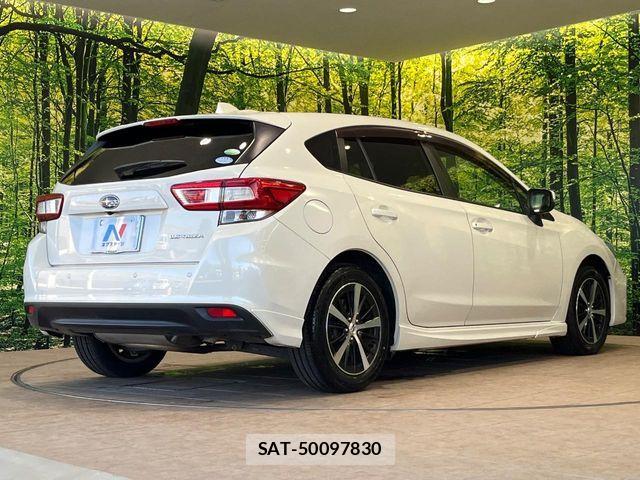 Subaru IMPREZA 2017-10 8036047-16