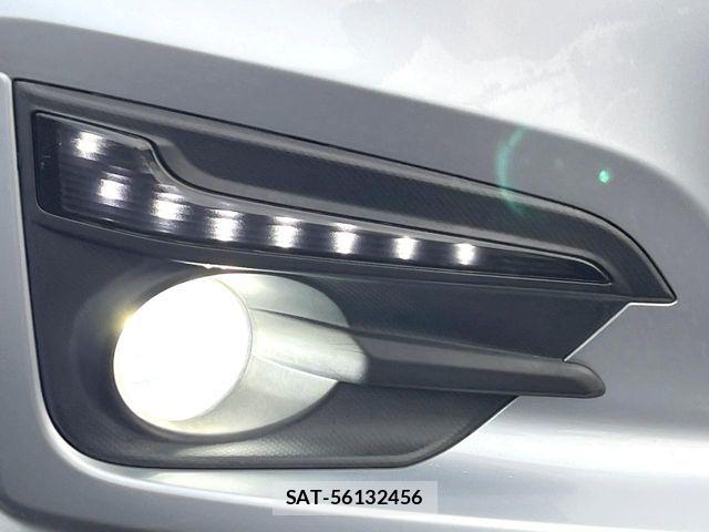 Subaru IMPREZA 2017-03 8036045-4