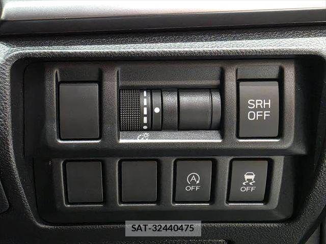 Subaru IMPREZA 2017-07 8036048-7