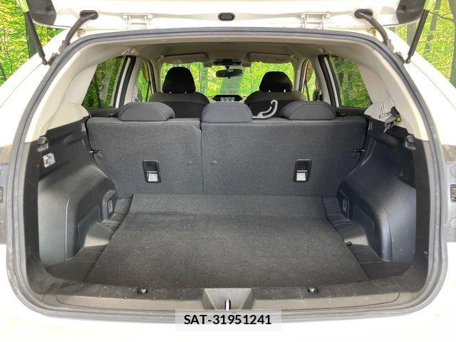 Subaru IMPREZA 2017-08 8036043-9