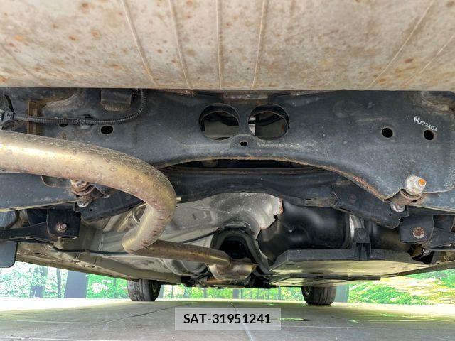 Subaru IMPREZA 2017-08 8036043-18