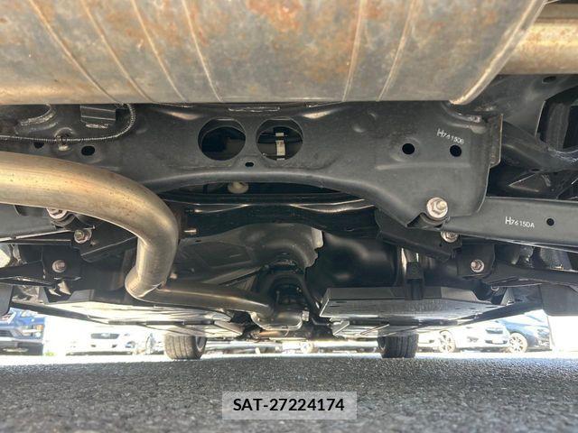 Subaru IMPREZA 2017-06 8036041-18
