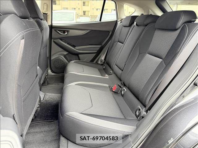 Subaru IMPREZA 2018-01 8036042-9