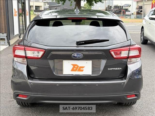 Subaru IMPREZA 2018-01 8036042-22