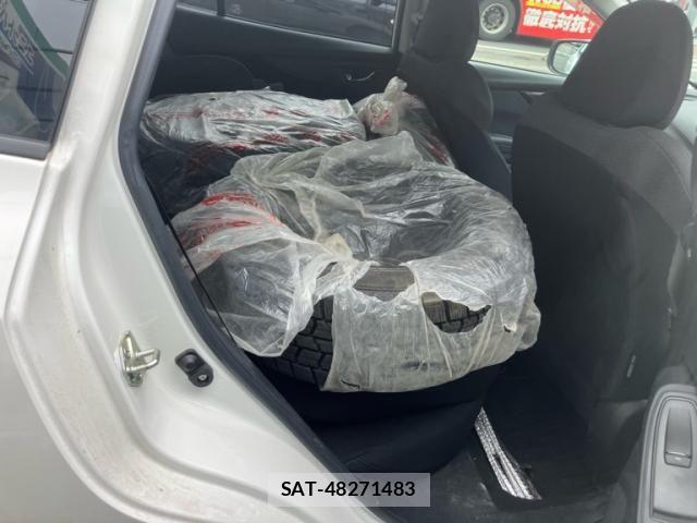 Subaru IMPREZA 2017-01 8036050-16