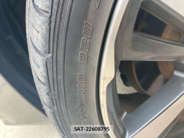 Subaru IMPREZA 2017-08 8074092-11