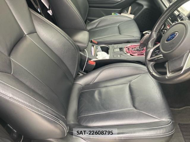 Subaru IMPREZA 2017-08 8074092-13