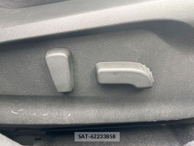 Subaru IMPREZA 2017-01 8099708-7