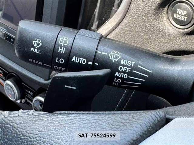 Subaru IMPREZA 2017-11 8099709-23