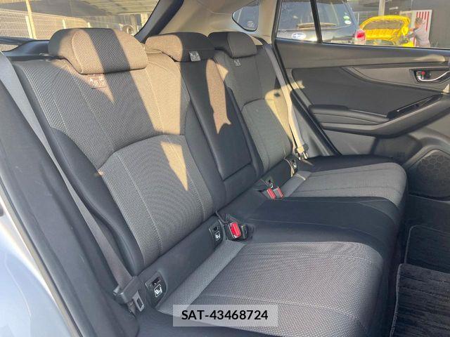Subaru IMPREZA 2017-06 8099710-9
