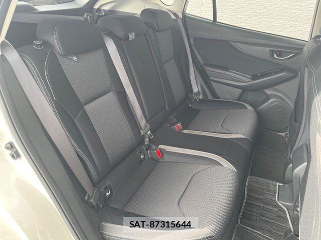 Subaru IMPREZA 2017-07 8207956-11