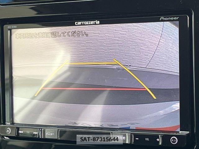 Subaru IMPREZA 2017-07 8207956-4