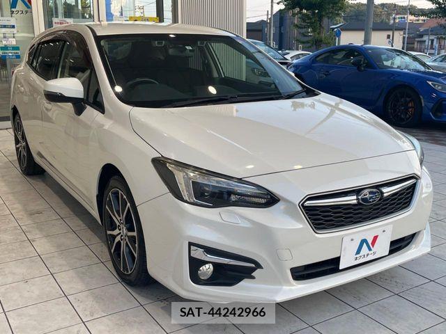 Subaru IMPREZA 2017-07 8230385-16