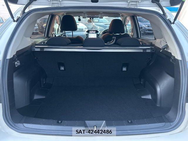 Subaru IMPREZA 2017-05 8230386-12
